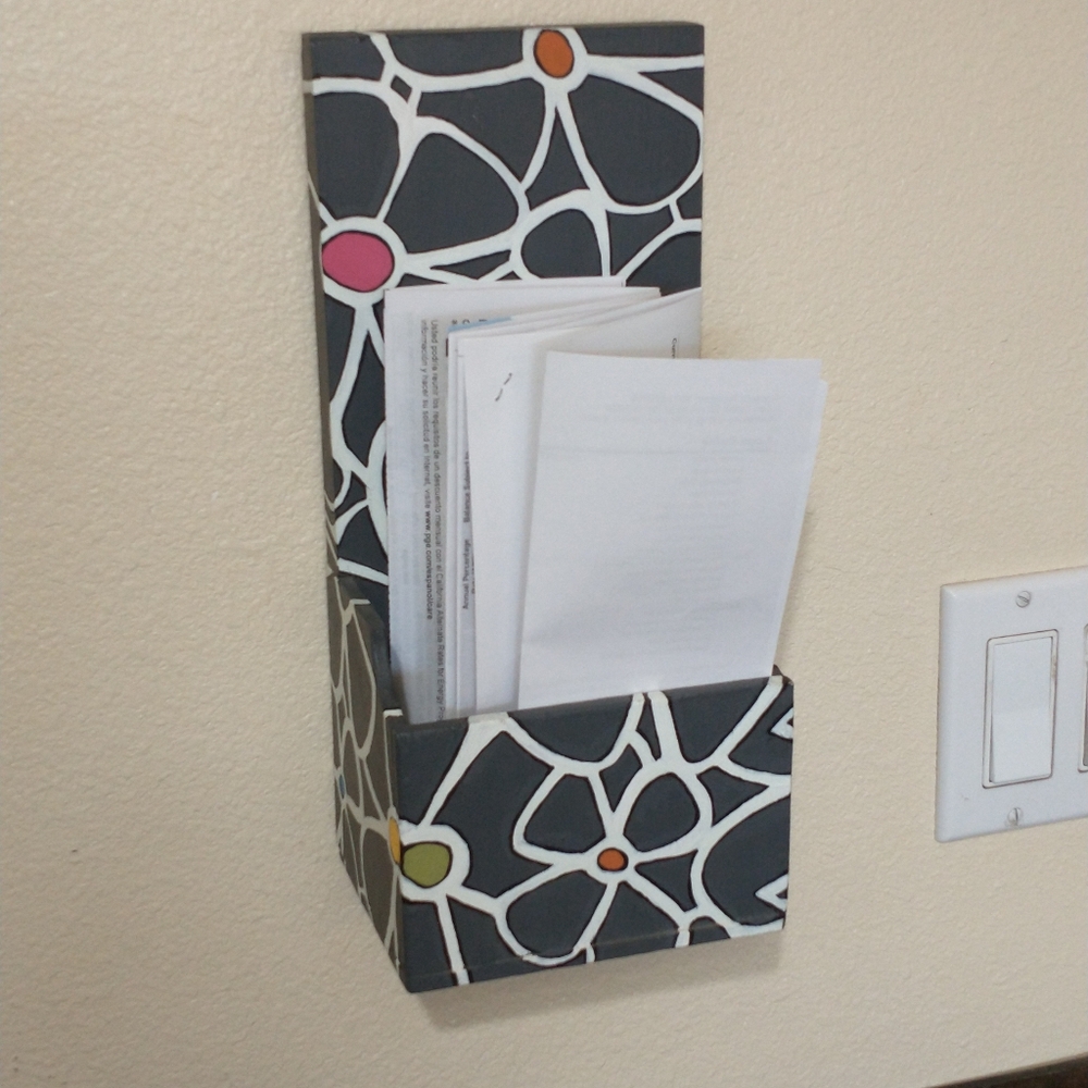 Mail / Misc. Holder - handmade and painted, one of a kind! - Picture 2 of 4